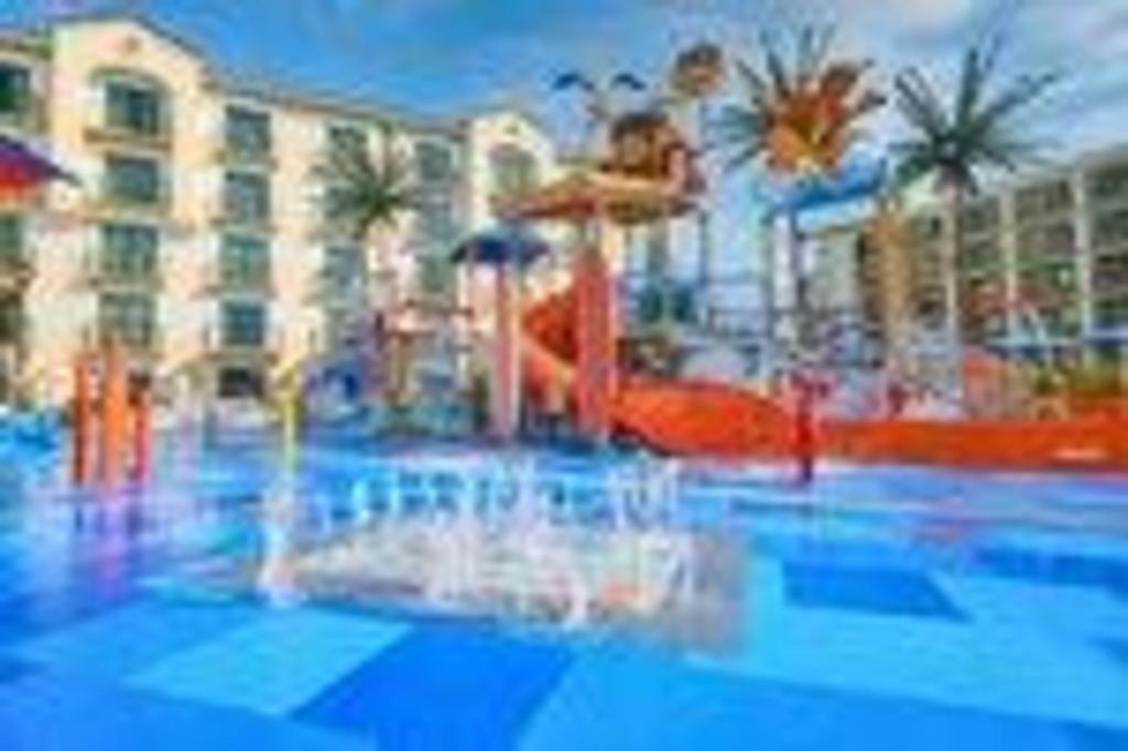 คอร์ตยาร์ด อนาไฮม์ ธีมพาร์ค เอ็นทรานซ์ Hotel ภายนอก รูปภาพ
