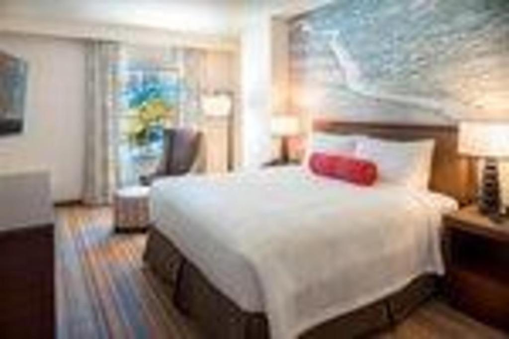 คอร์ตยาร์ด อนาไฮม์ ธีมพาร์ค เอ็นทรานซ์ Hotel ภายนอก รูปภาพ