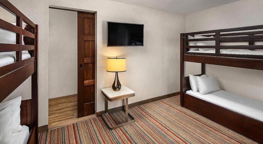 คอร์ตยาร์ด อนาไฮม์ ธีมพาร์ค เอ็นทรานซ์ Hotel ภายนอก รูปภาพ